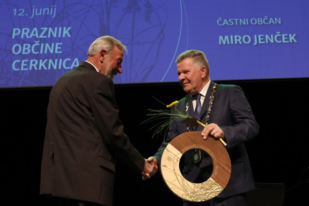 SLAVNOSTNA SEJA OBČINSKEGA SVETA S PODELITVIJO OBČINSKIH PRIZNANJ 55 FOTO LJUBO VUKELIČ